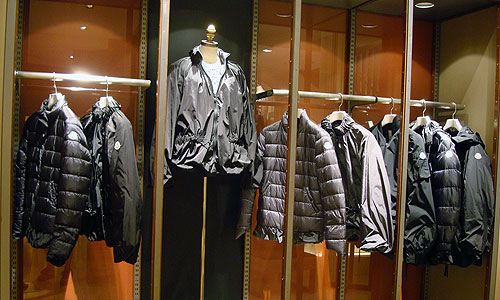 0902womensbuyer1.jpg