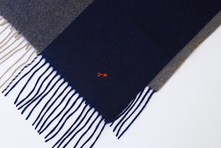 20211119_monogram_stole03re.jpg